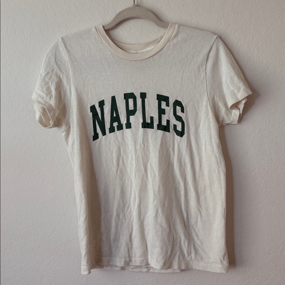 Brandy Melville tshirt